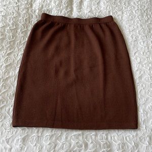 Vintage St. John knit mini skirt size 6
